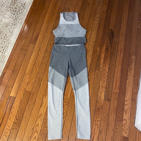 Outdoor Voices Other - Outdoor voices set